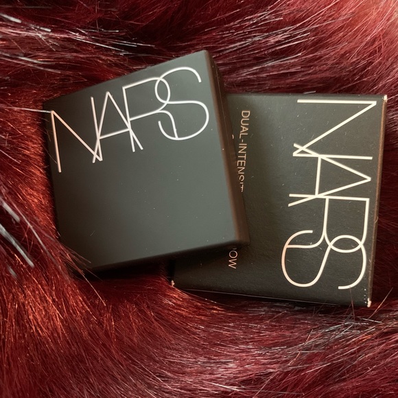 NARS limited edition Dual-Intensity Eyeshadow - Picture 2 of 8